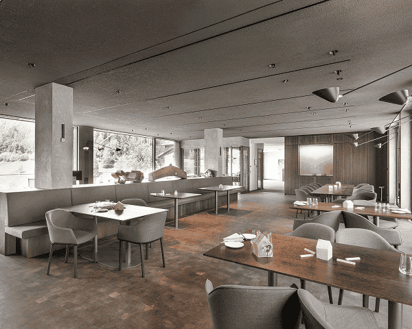 餐廳採用 StoSilent 聲學板 - STO 應用案例